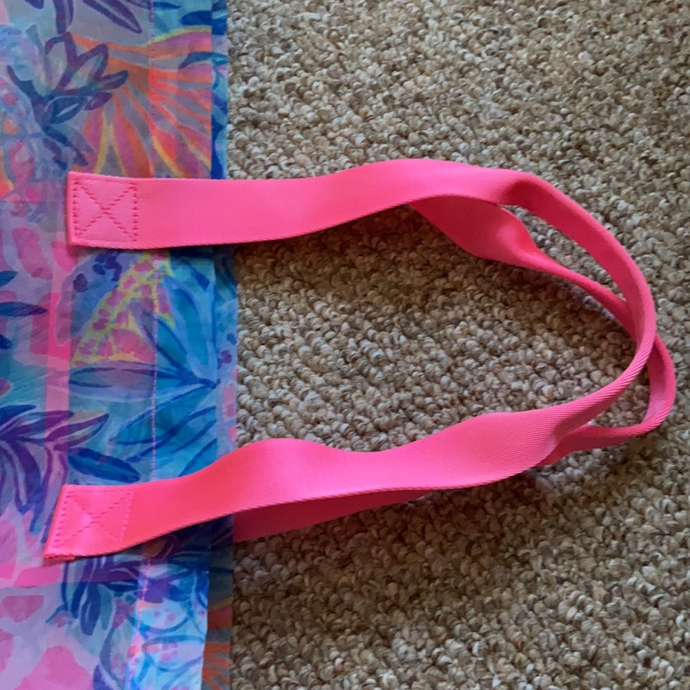 🌺Last One!🌺 NWT Lilly Pulitzer Oversized Mesh Beach/Shopper Tote - Picture 5 of 13